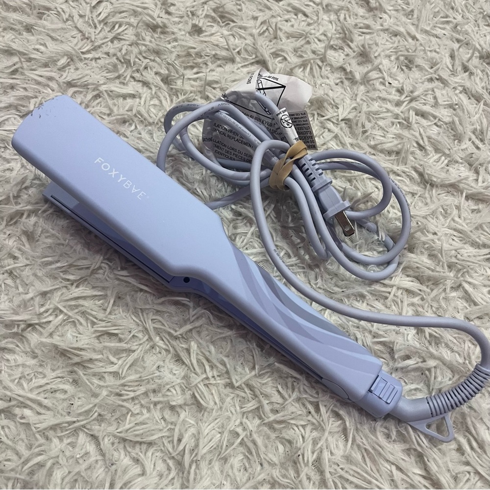 FOXYBAE 1.75” Wide plate Flat Iron Purple